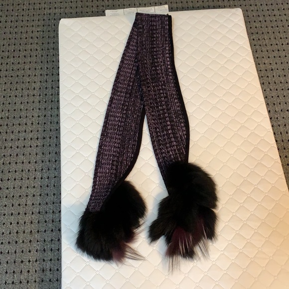 Top - Picture 3 of 3